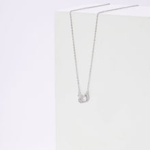 Dây chuyền nữ White Swan Crystal Silver Necklace CDE6042WH