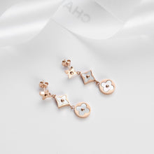 Khuyên tai nữ CDE Four Leaves Earrings Silver CDE3024RG