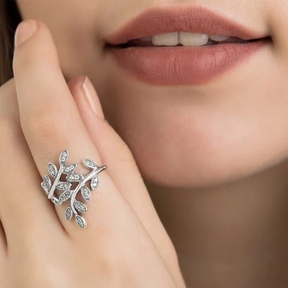 Elegant Leaf Stack Ring