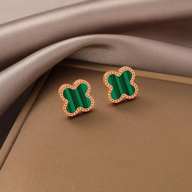 Lucky Four Leaves Earrings Rose Gold Green