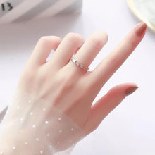 Bộ nhẫn LAMY Stone Inlaid Rose Gold Ring CDE8047RG & CDE8021RG