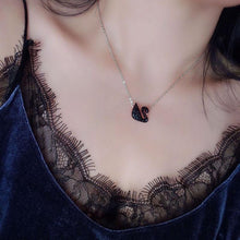 Dây chuyền nữ Black Swan Silver Necklace CDE6041BL