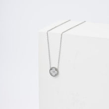 Dây chuyền nữ Lucky Leaves Necklace Silver CDE6024SV